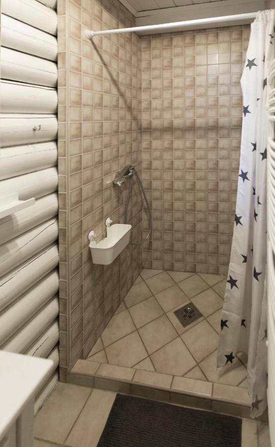 Oeboel Liget Vendeghazak Villa Abádszalók Exteriör bild